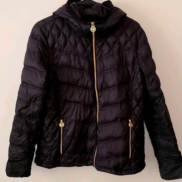 Michael Kors Jackets & Blazers - Michael Kors packable down jacket